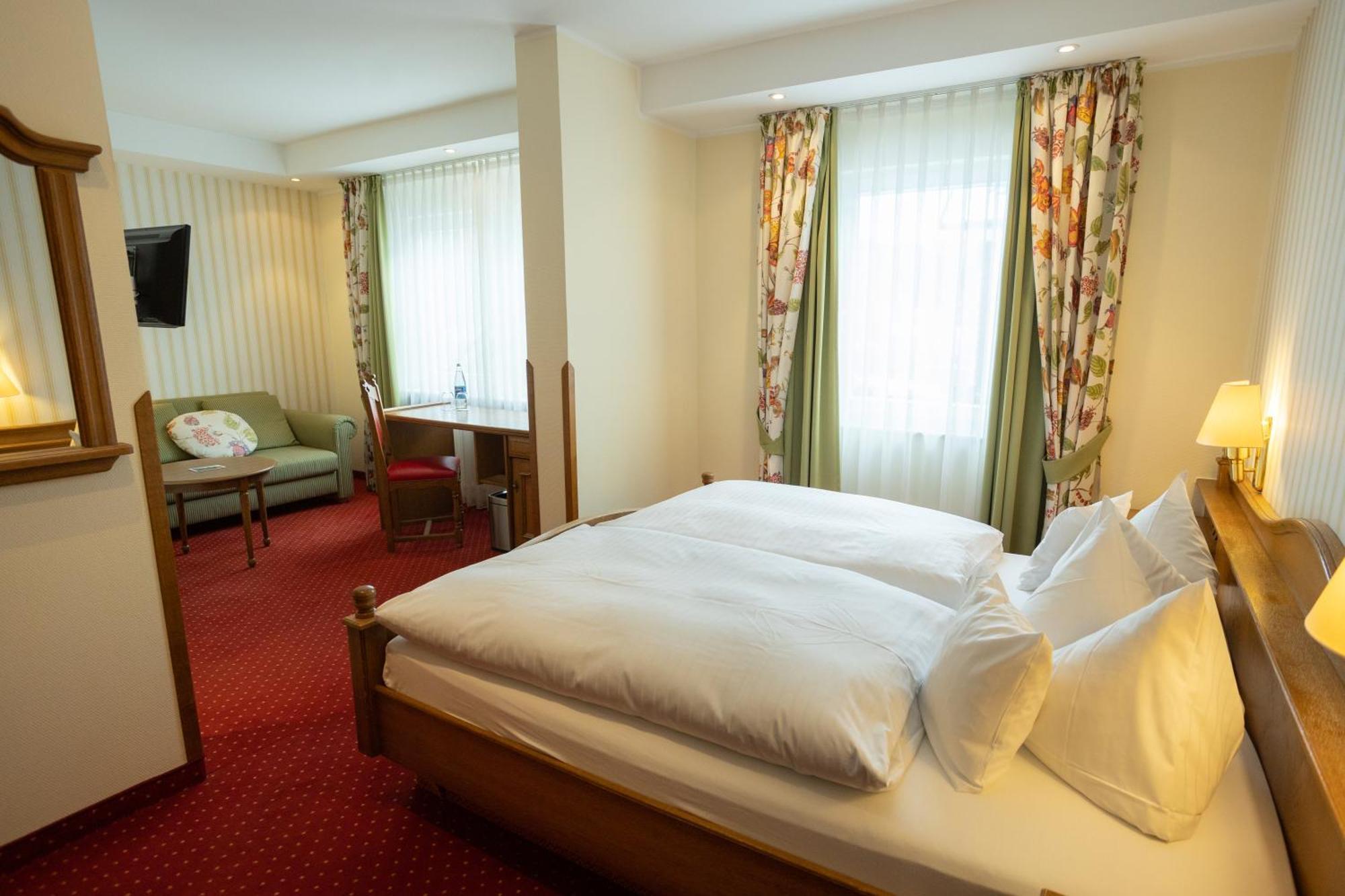 Romantikhotel Platte 4* Attendorn