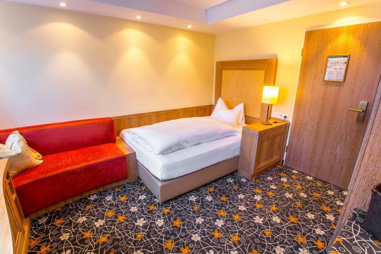 Romantikhotel Platte 4* Attendorn